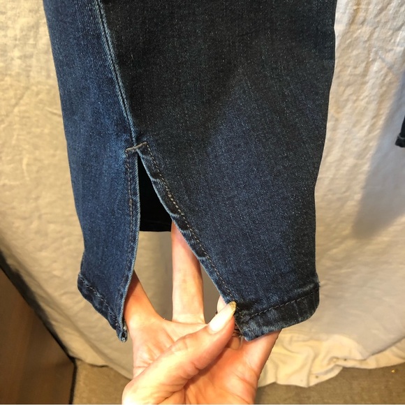 Wit and Wisdom like new crop straight leg jean stretchy elasticized waist 4 - Picture 2 of 9